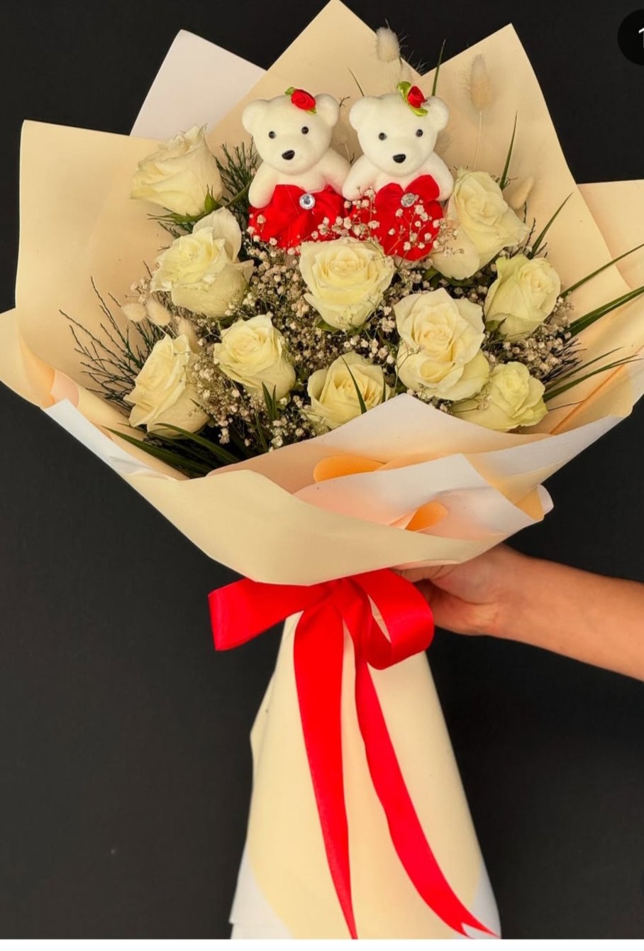 Imported flower bouquet white rose